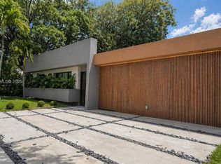 Sky Lake, North Miami Beach, FL 33179
