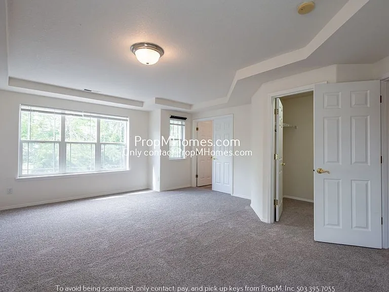 7561 SW Thornton Dr — Photo 12