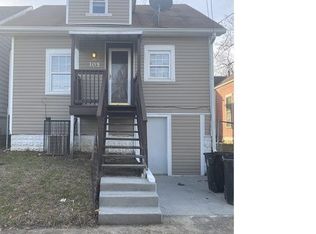 105 Saunders Ct, Louisville, KY