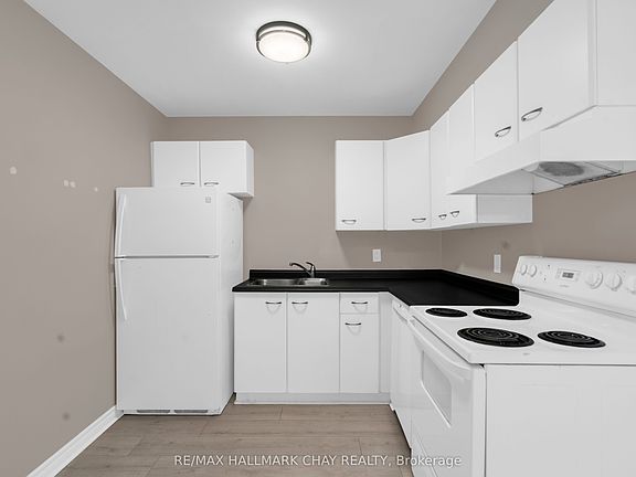 4th image of 126 Bell Farm Rd #414