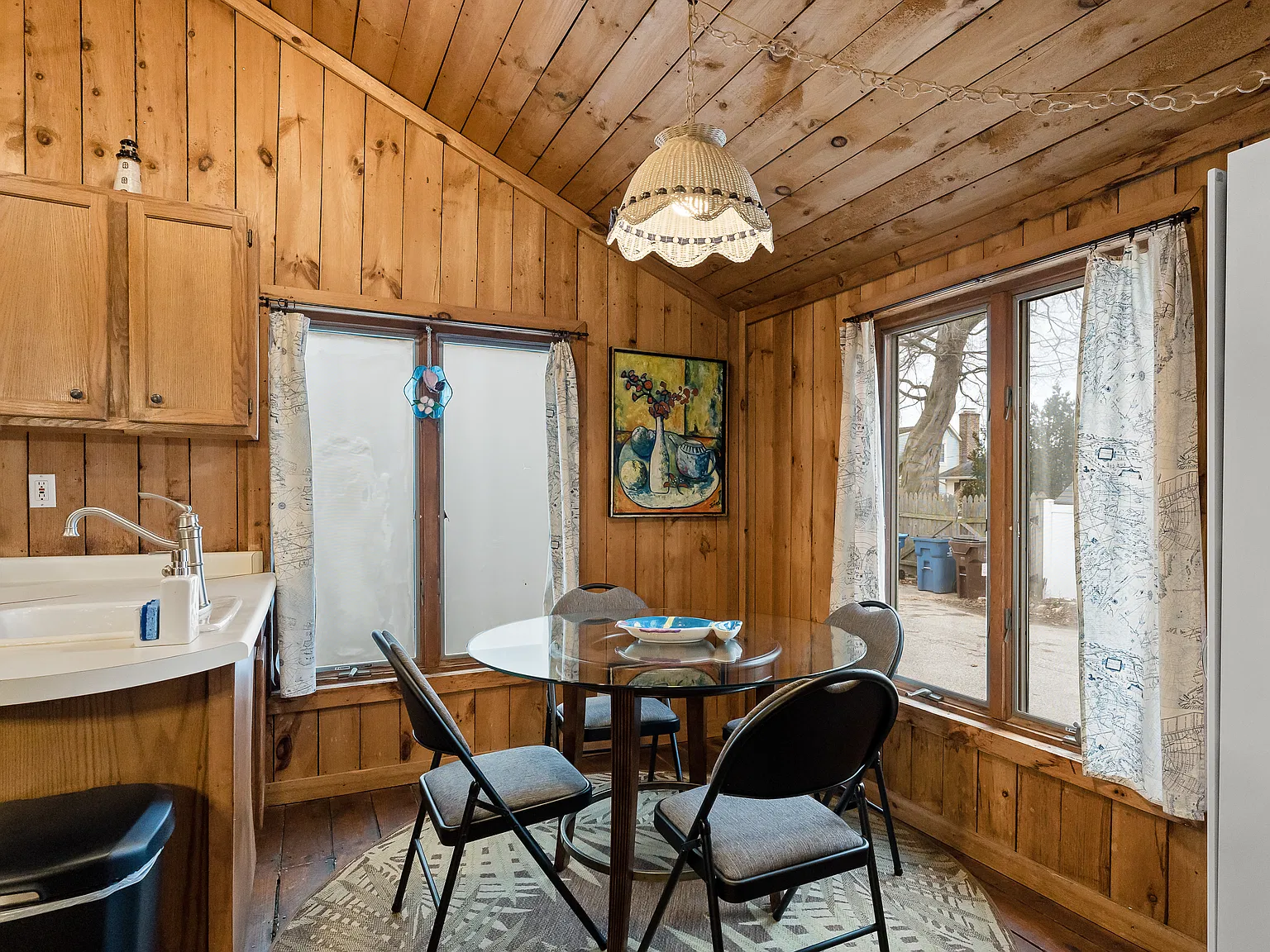 2 bed, $1,800 — Photo 2