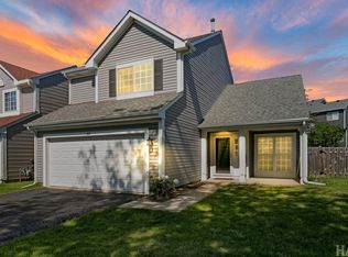 67 W Rustic Ln #67, Round Lake, IL 60073
