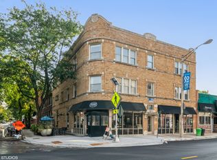 800 S Oak Park Ave #2N, Oak Park, IL 60304