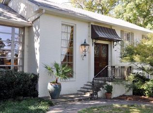 1697 Riverside Dr, Gainesville, GA 30501