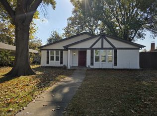 2808 Charter Oak Dr, Plano, TX 75074