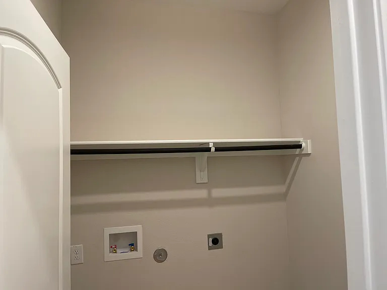 1411 Windermere Way — Photo 14