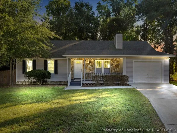 121 Elfreth Ln, Spring Lake, NC 28390