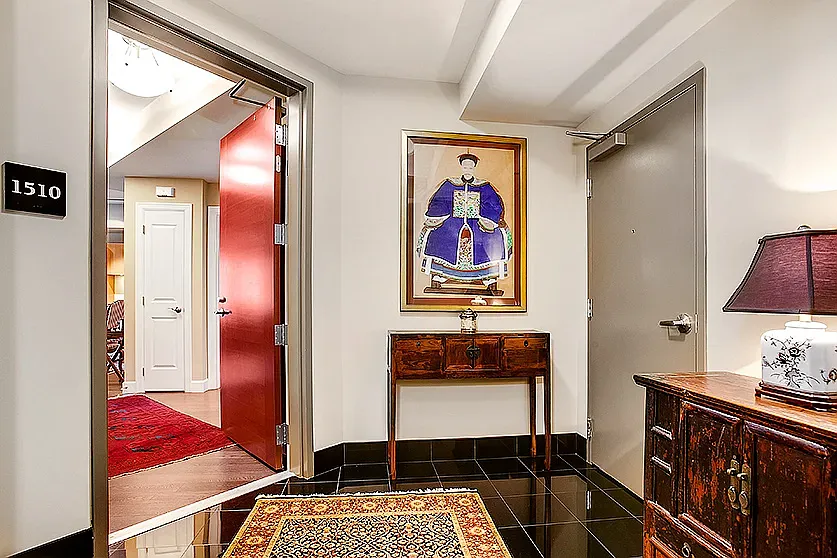 1 bed, 1.5 bath, 910 sqft, $4,100 — Photo 3