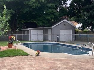 627 Bay St, Taunton, MA 02780