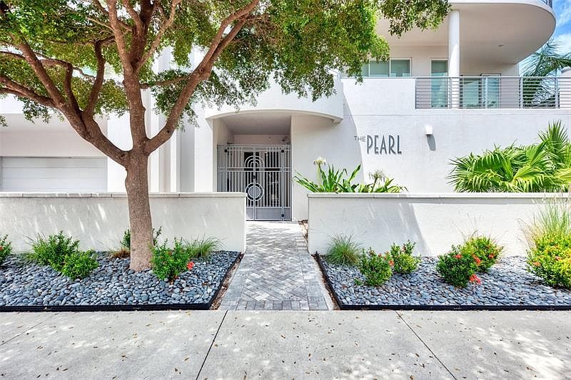 609 Golden Gate Point Sarasota, FL, 34236 Apartments for Rent Zillow