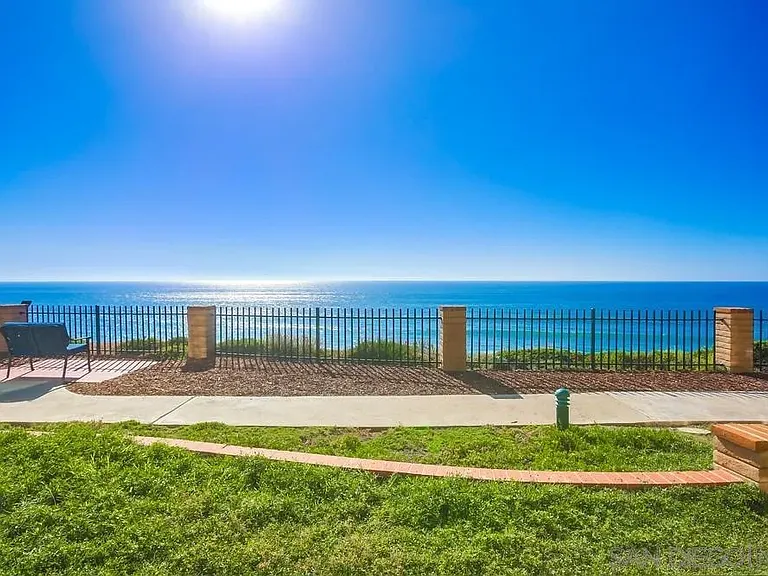 190 Del Mar Shores Ter #11 — Photo 20