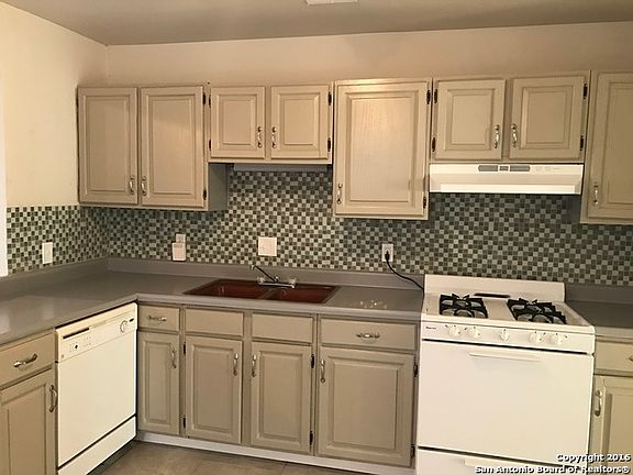 4th image of 6203 Lark Valley Dr
