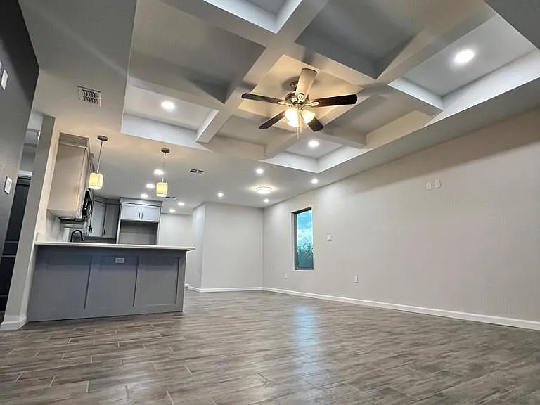 24186 Culiacan St #18 — Photo 4