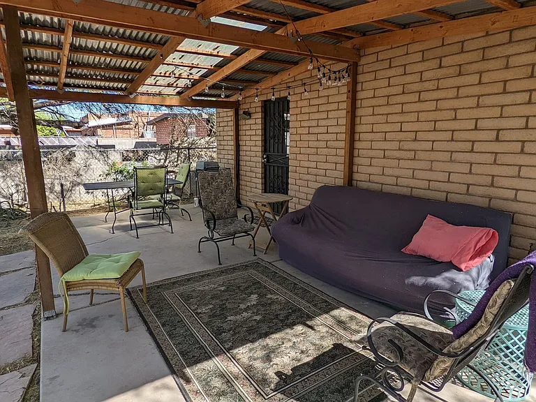1344 W Delaware St — Photo 5
