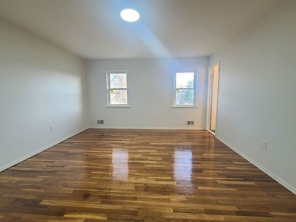 4th image of 556 Scotland Rd #3A