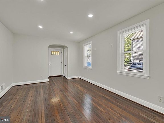 5th image of 7121 Baltimore Annapolis Blvd