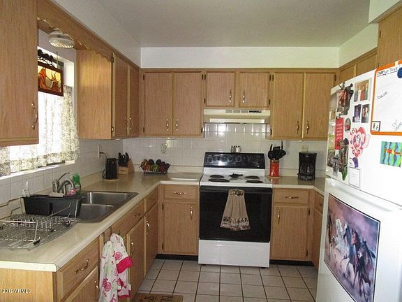5th image of 6228 S 122nd Ave