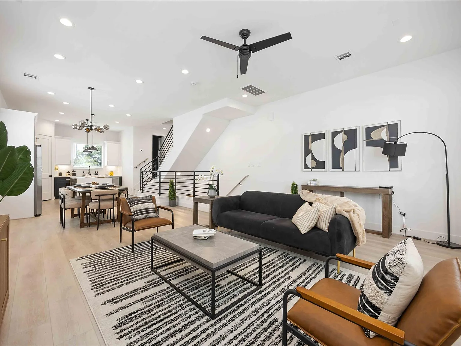3 bed, 3.5 bath, 1778 sqft, $2,695 — Photo 4