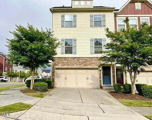1013 Waymaker Ct Photo 1