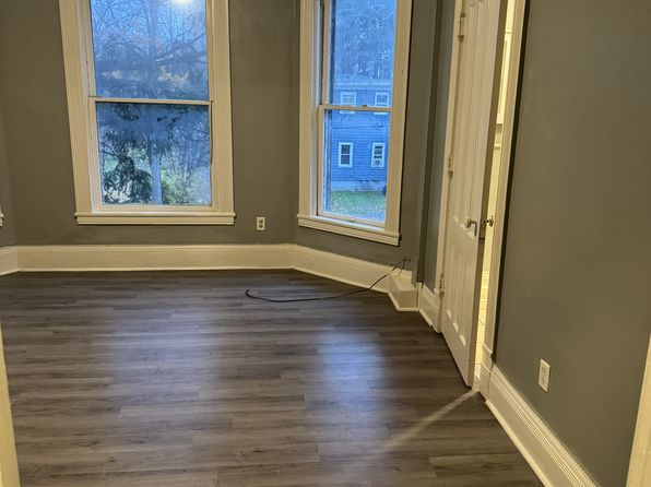 126 Holland St APT 2