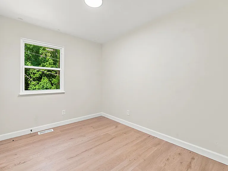 2216 Jackson Dr — Photo 23
