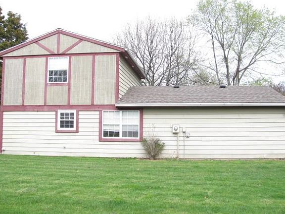 2nd image of 4430 Greenmeadow Ct