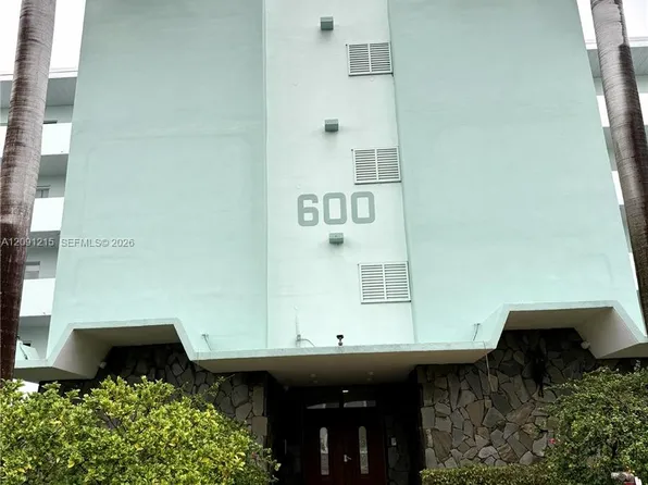 600 NE 14th Ave APT 224, Hallandale Beach, FL 33009