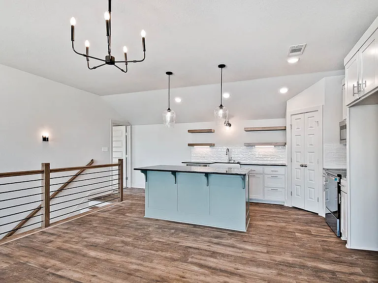 65 N Bibury Ln #A — Photo 2