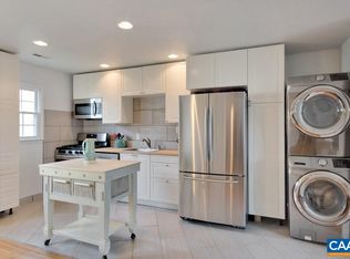 2420 Barracks Pl APT 4, Charlottesville, VA 22901
