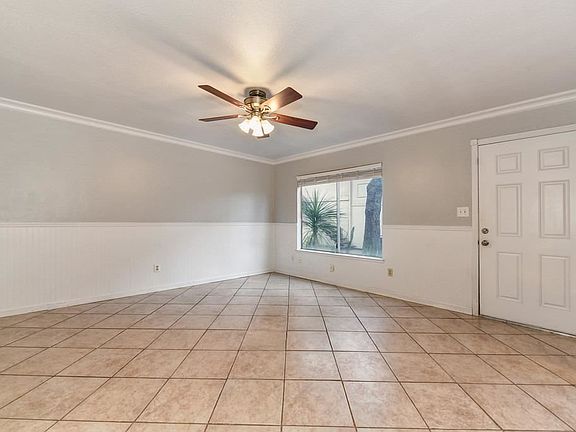4th image of 5740 Shadow Creek Dr APT 3