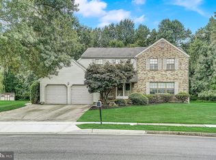 147 Kilburn Dr, Cherry Hill, NJ 08003