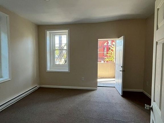 5th image of 44 Mauch Chunk St APT 3