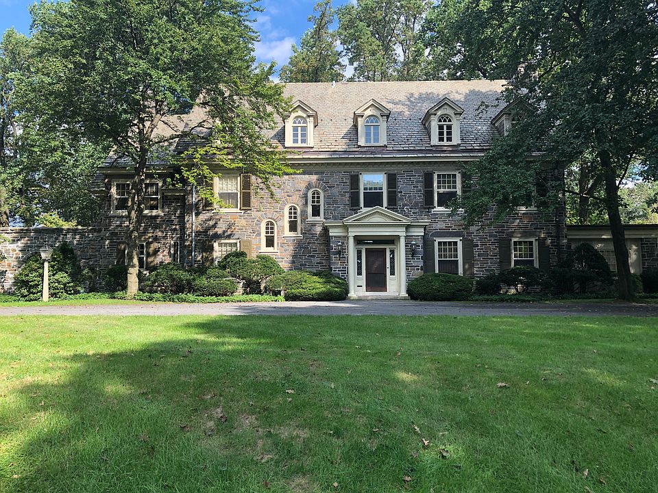 1st image of 607 S Trent Ave