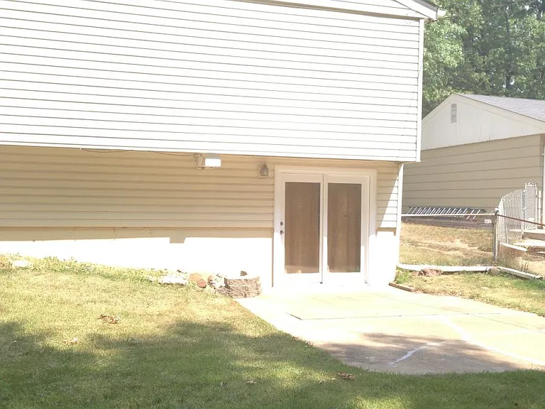 513 Ranch Dr — Photo 30
