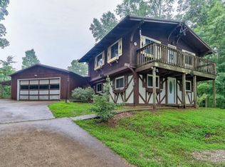 870 S Chimes Ct, Santa Claus, IN 47579