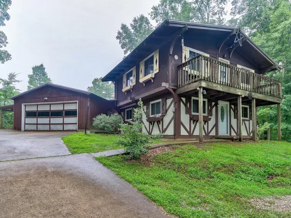 870 S Chimes Ct, Santa Claus, IN 47579