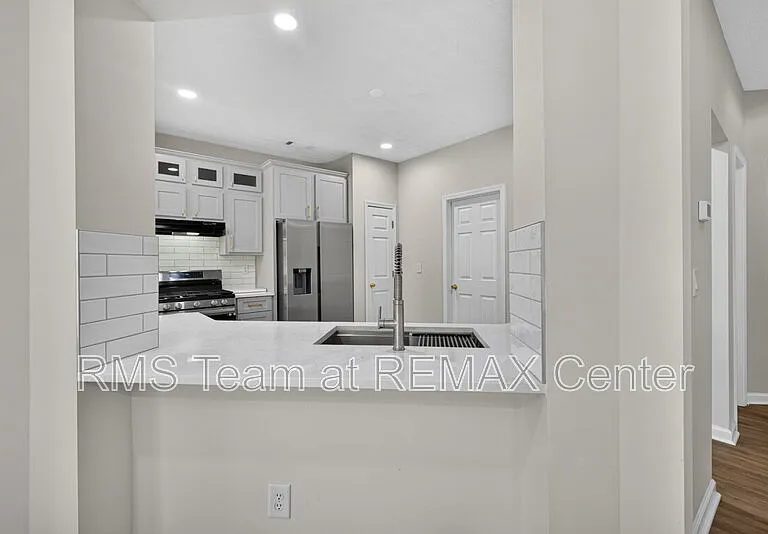 4379 Annlette Dr NW — Photo 11