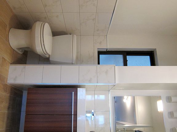 4th image of 411 W 50th St APT 4A