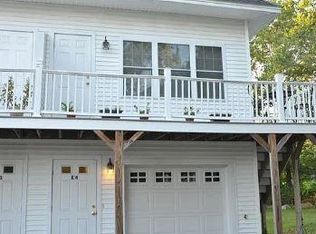 19 Railroad St APT E4, Acton, MA 01720