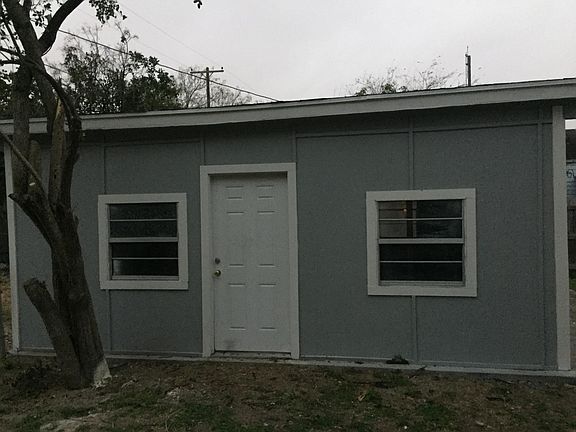 4th image of 315 W Samano St