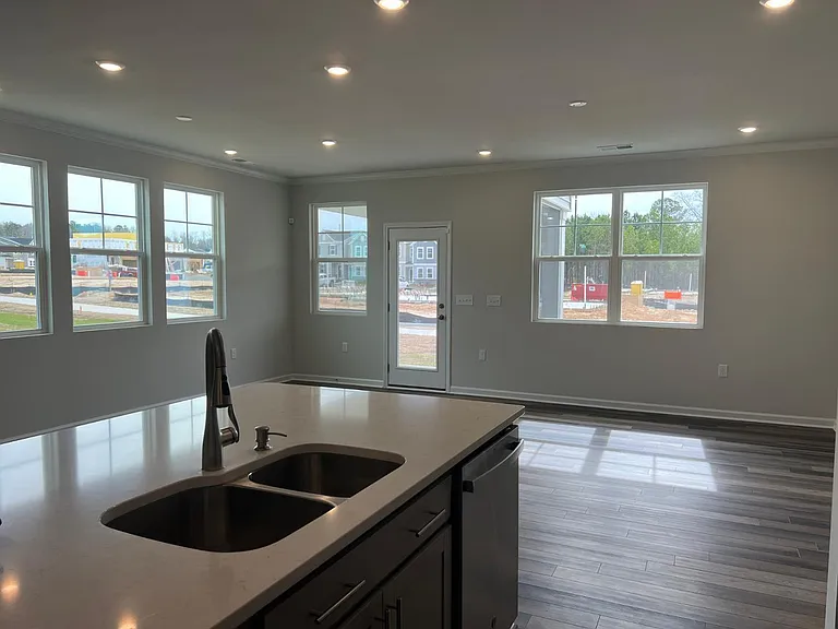 5028 Arkose Dr — Photo 3