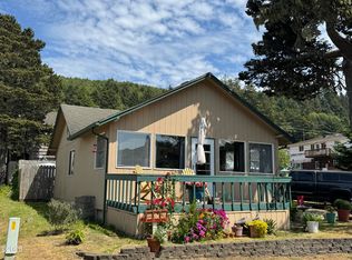 520 NW Spencer Ave, Depoe Bay, OR 97341