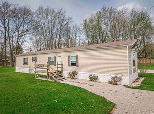4611 N Alford Locust St, Petersburg, IN