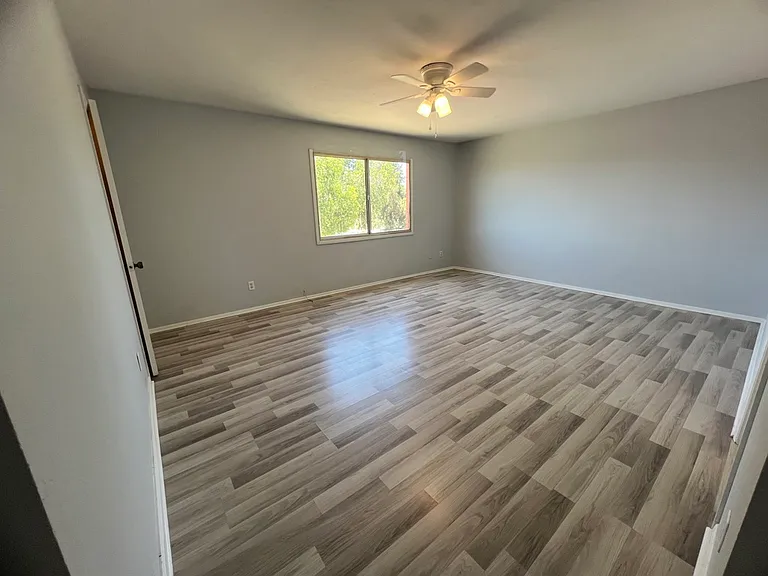 4745 W Northern Ave — Photo 15