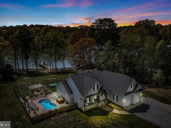 193 Hall Farm Dr, Heathsville, VA 22473