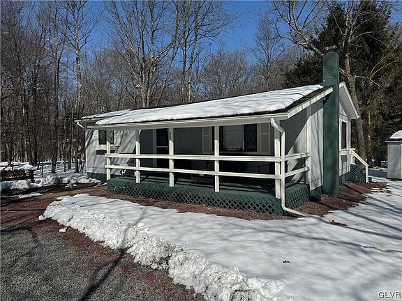 2nd image of 306 Parker Trl