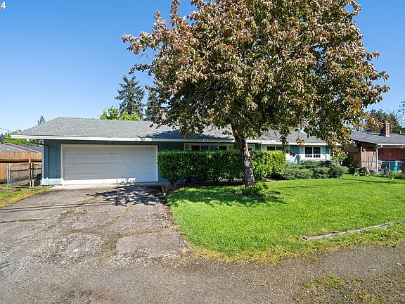 3rd image of 5011 NE 56th Ave