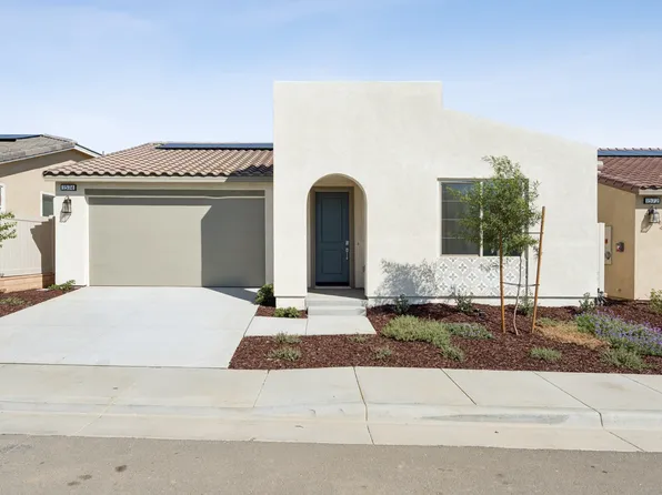 1574 Winding Sun Dr, Beaumont, CA 92223