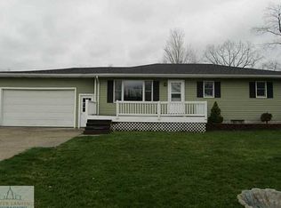 446 S Michigan Rd, Eaton Rapids, MI 48827