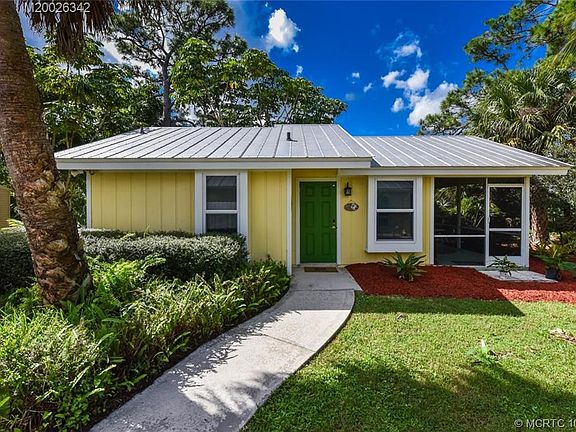 5th image of 2542 SE Saint Lucie Blvd
